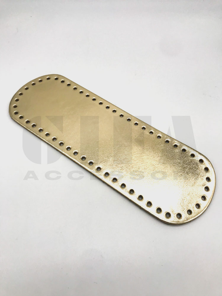 FONDO PER BORSA OVALE 30X10 ECOPELLE PLATINO LAMINATO - immagine 2