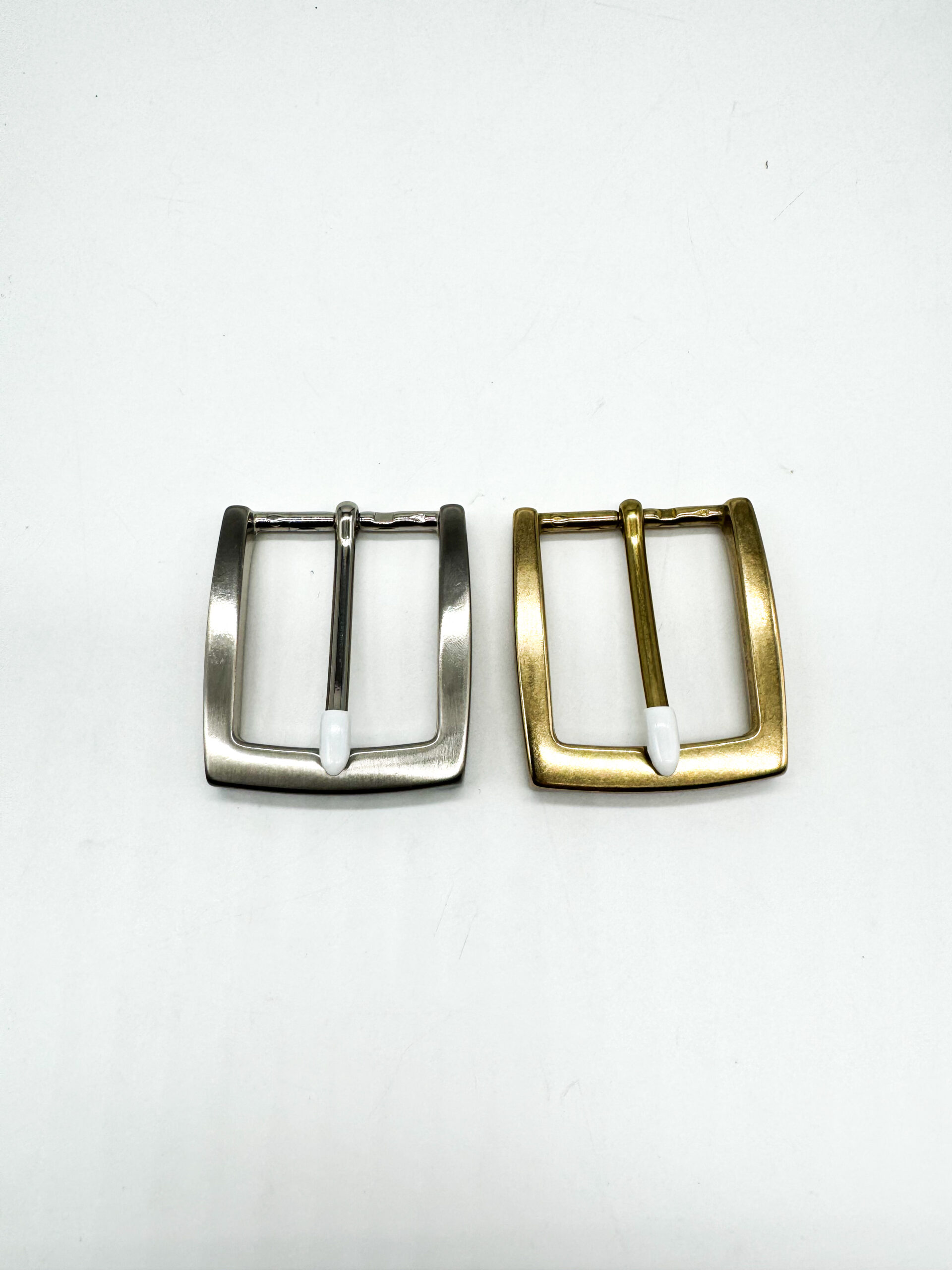 FIBBIA RETTANGOLARE RESINA IMITAZIONE TARTARUGA X CINTURA 5X3CM FONDO