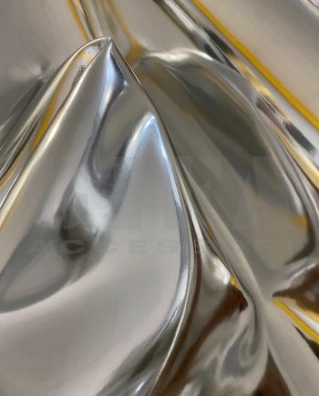 Pelli di vitello liscio argento effetto specchiato