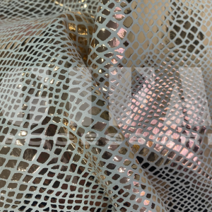 Pelli di nappa laminata a rombi platino